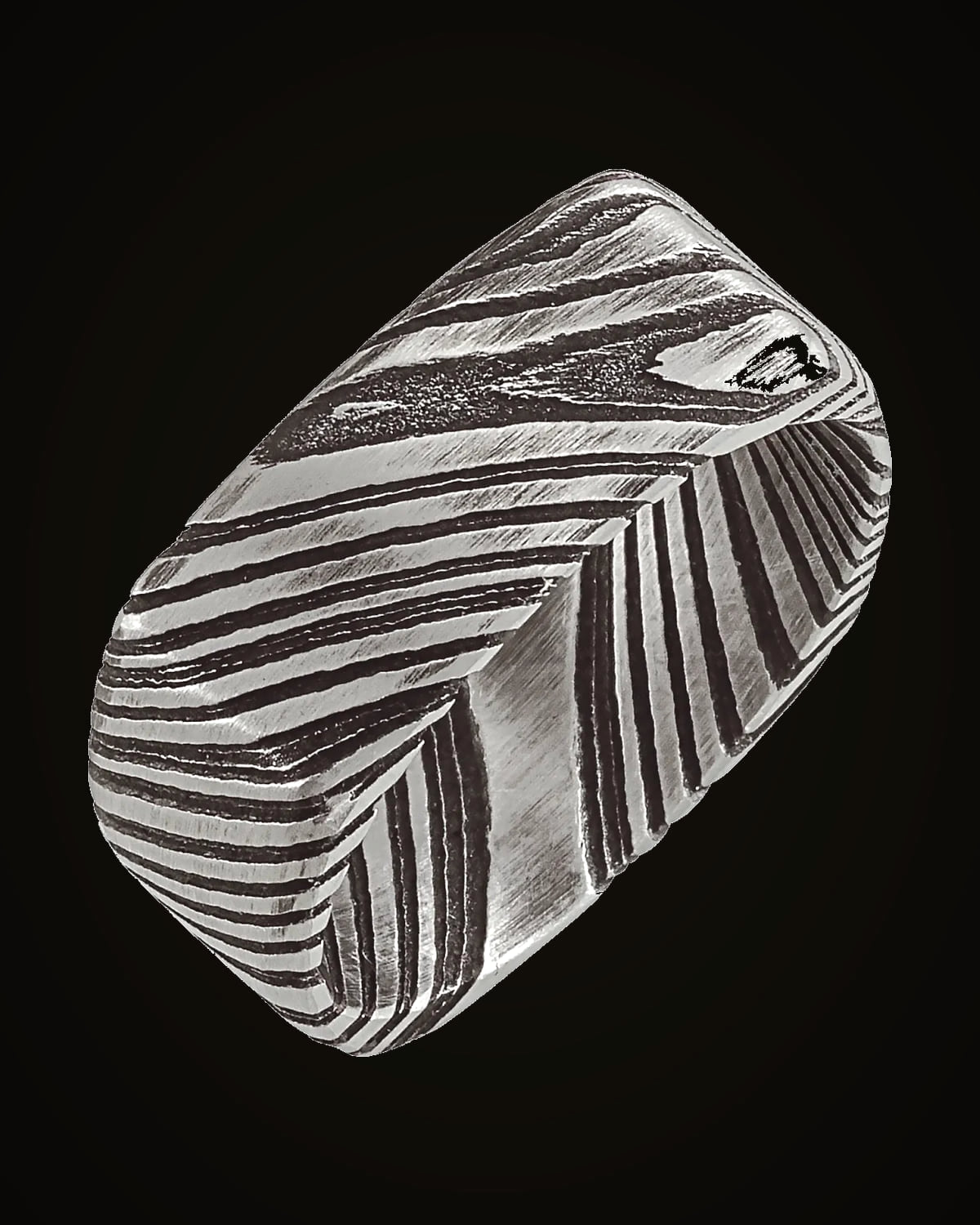 Damascus Comfort-Fit Square Band — Damascus Stainless Steel · 8 mm · Size 9.5
