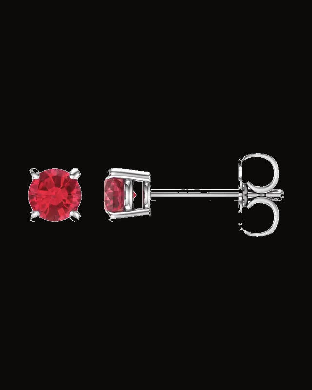 Round 4-Prong Lightweight Stud Earrings