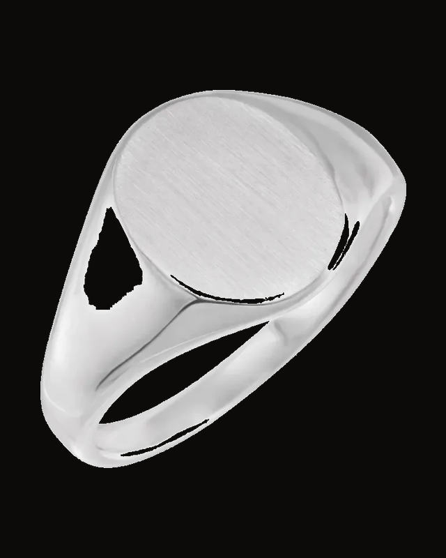 Oval Signet Ring — Sterling Silver · 2.19 mm