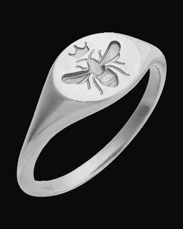Intaglio Bee Signet Ring — Sterling Silver · 8.4 x 8.4 mm
