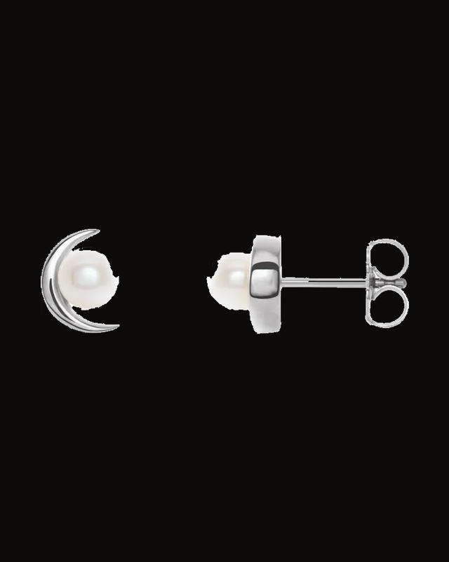 Cultured White Freshwater Pearl Earrings