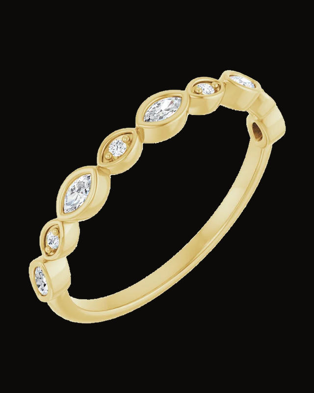Anniversary Band — 14K Yellow Gold · Lab-Grown Diamond